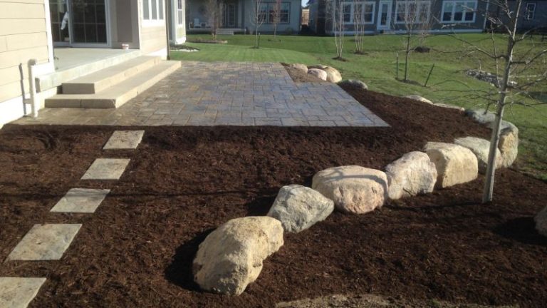 How to Landscape with Rocks & Natural Stones