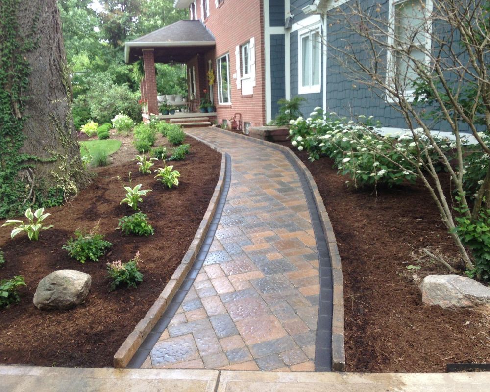 Custom pathway installation in Noblesville, IN